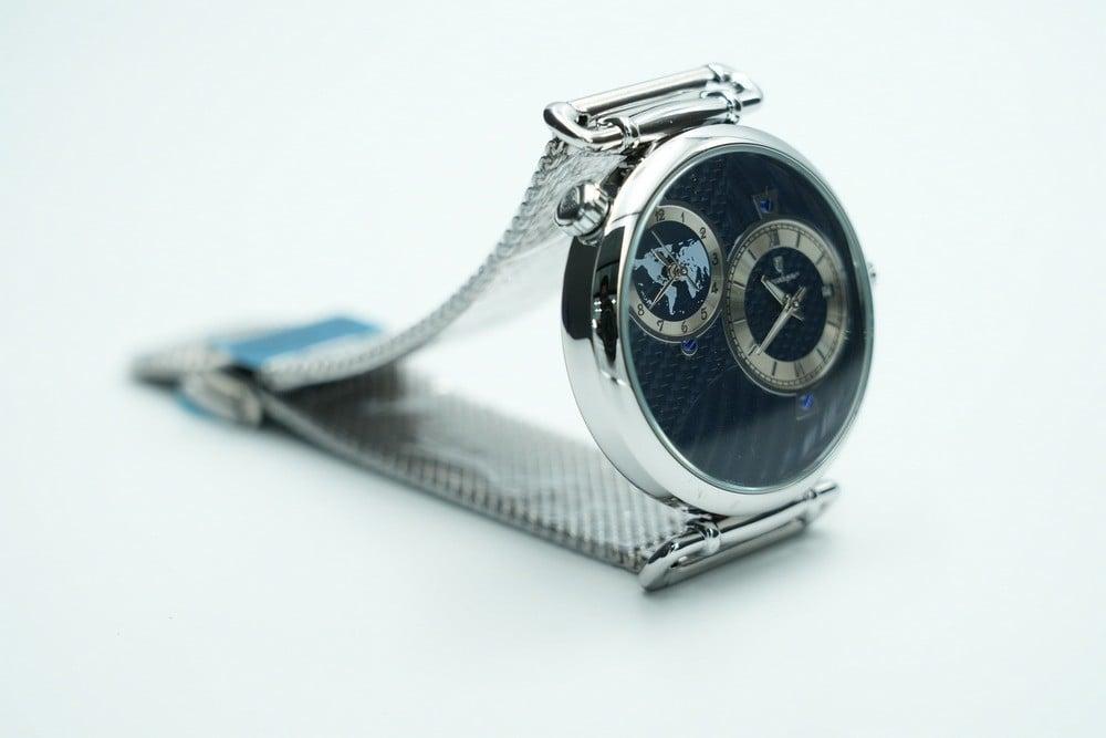 Poedagar Creative Quartz Watch, view 3
