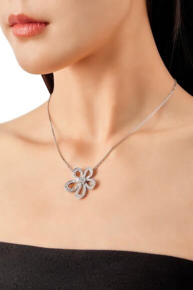 925 Sterling Silver Floral Openwork Moissanite Jewelry Set (Pendant Necklace & Stud Earrings), view 6